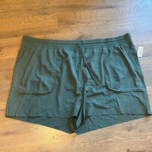 Old Navy Green Stretchtech Drawstring Shorts 4 X